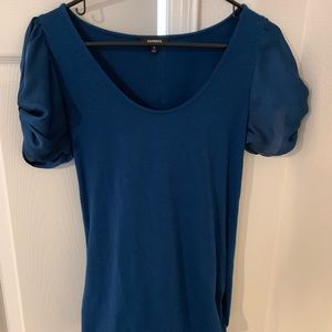 Shortsleeved top